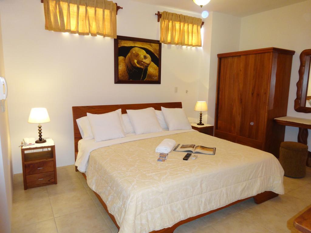 Hotel Del Sol Galapagos Puerto Ayora  Zimmer foto