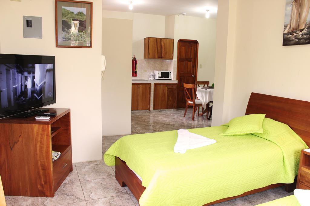 Hotel Del Sol Galapagos Puerto Ayora  Zimmer foto