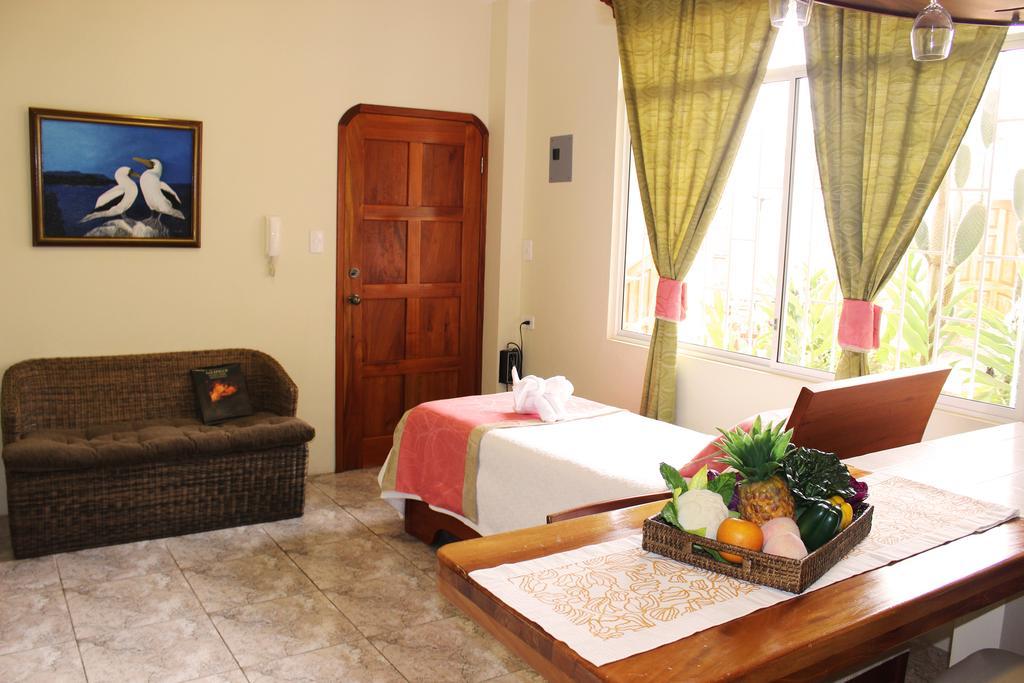 Hotel Del Sol Galapagos Puerto Ayora  Zimmer foto